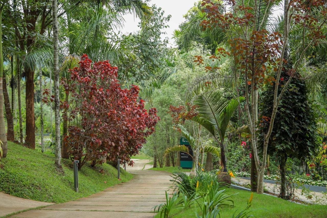 The Woods Resorts Wayanad Sultan Bathery Extérieur photo